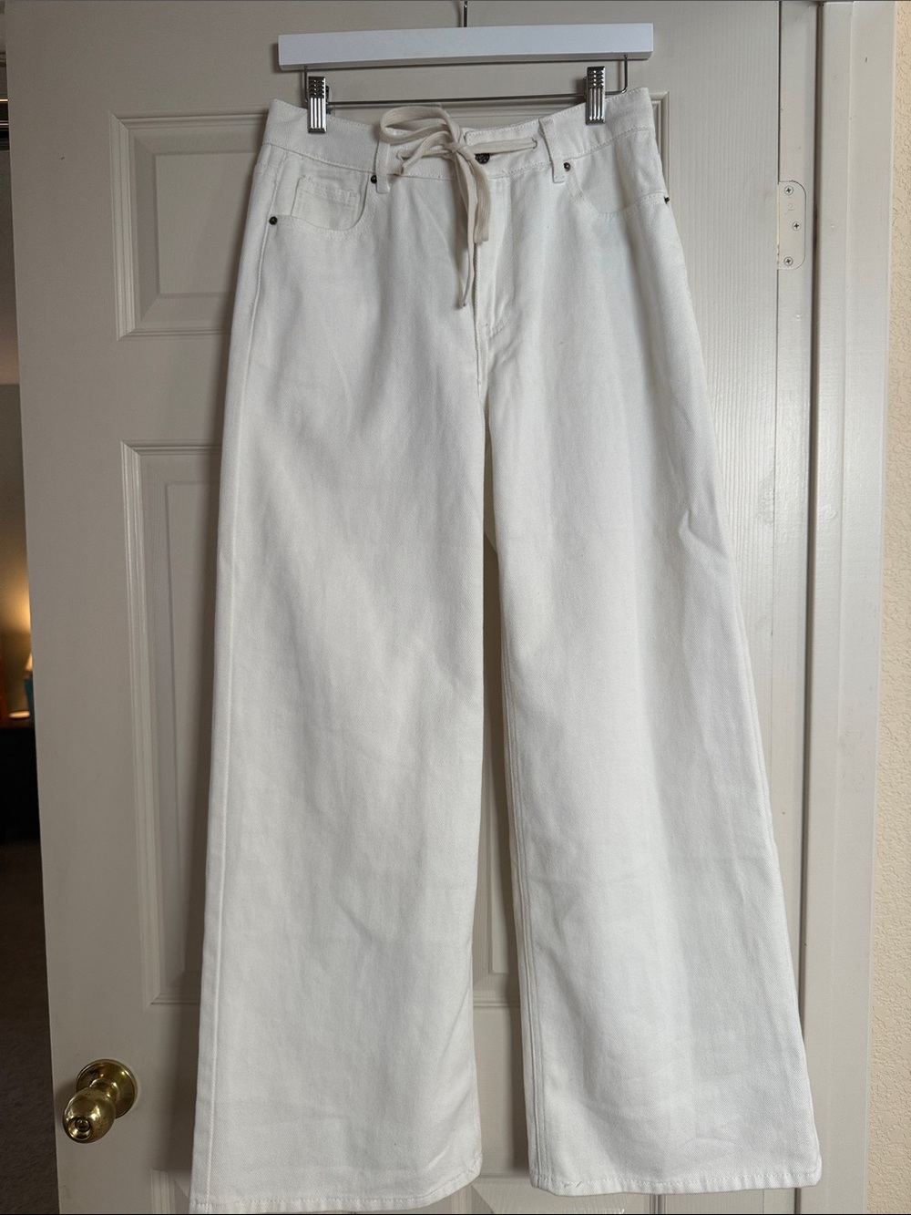Lioness Ivory Wide-Leg Drawstring Jeans